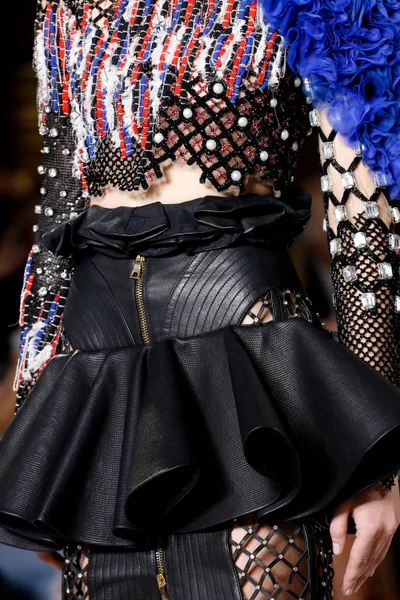 Look 123